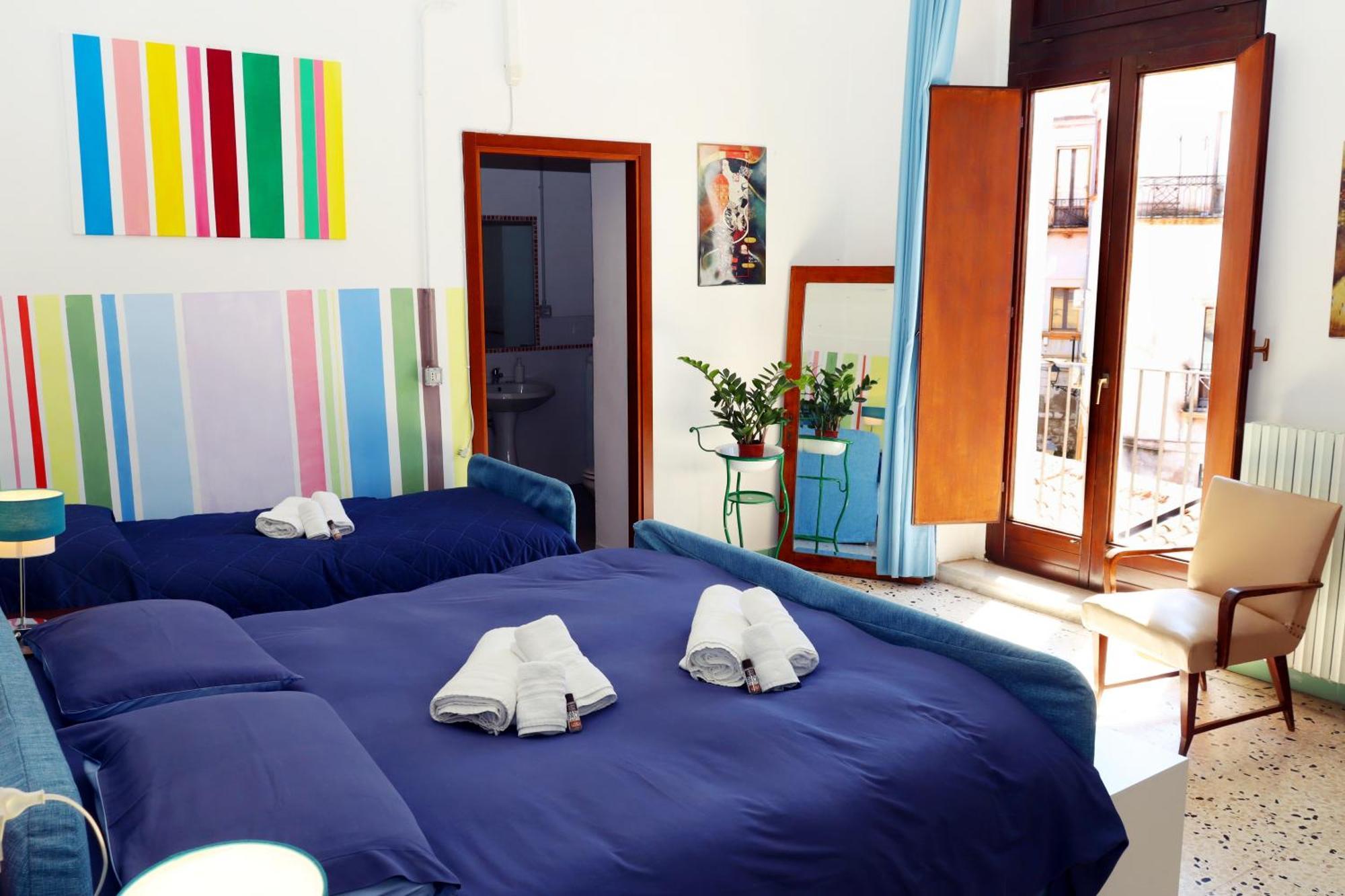 クロトーネ Casa Di Chiaraホステル エクステリア 写真